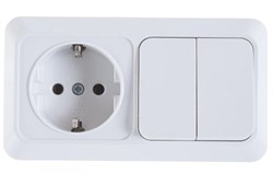 Блок комбинированный UNIVersal Олимп О0033 (двухклавишный выключатель + розетка), накладной, белый, горизональный 64454