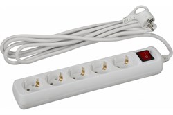 Удлинитель ЭРА U-5es-3m Россия, 5х3м, ПВС 3х1мм2, 16А, 3500Вт, с заземлением, с выключателем, белый 74760